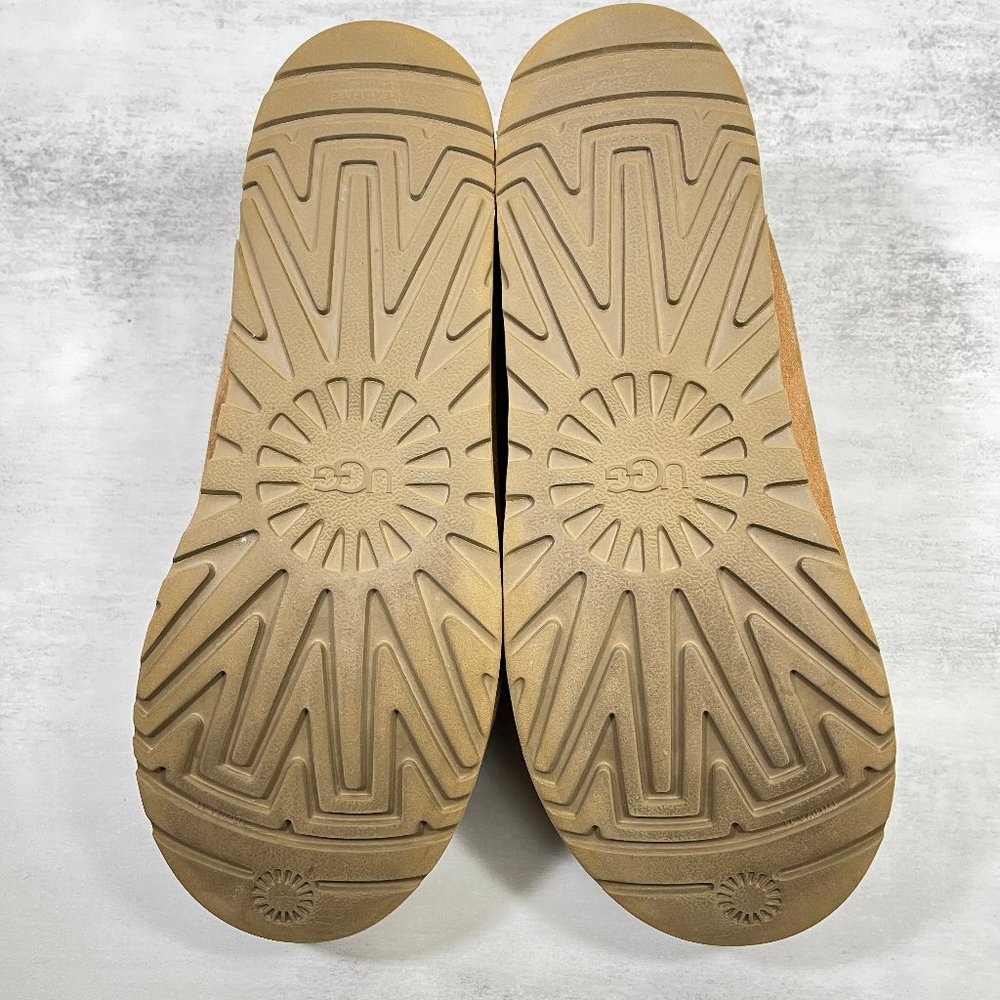 Ugg Tasman Suede Sheepskin Slippers - Men's Size 11 - Picture 8 of 9